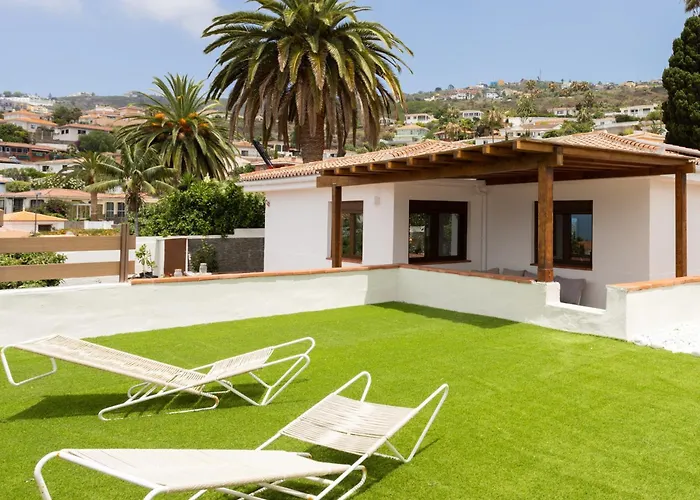 Home2Book Villa Alessandro, Design & Comfort
