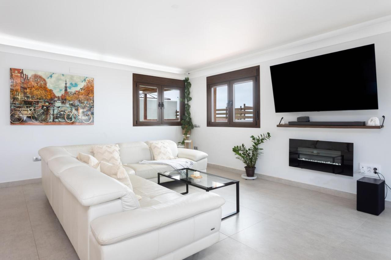 Home2book Alessandro, Design & Comfort Sauzal